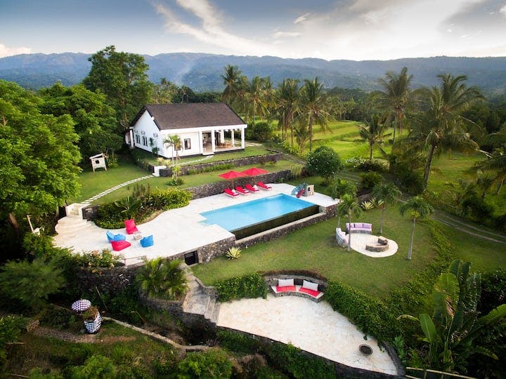 5 Star Experience - Seaview Family Villa 3BR at Bali